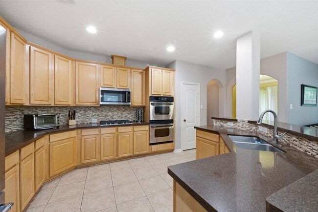 Building Photo - 3331 Lost Maple Forest Ct