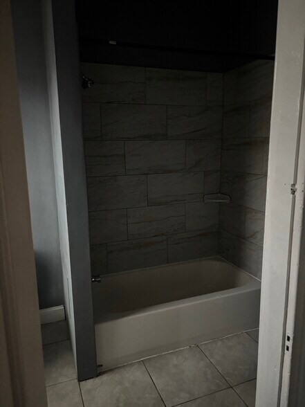 Building Photo - 1011 Swede St