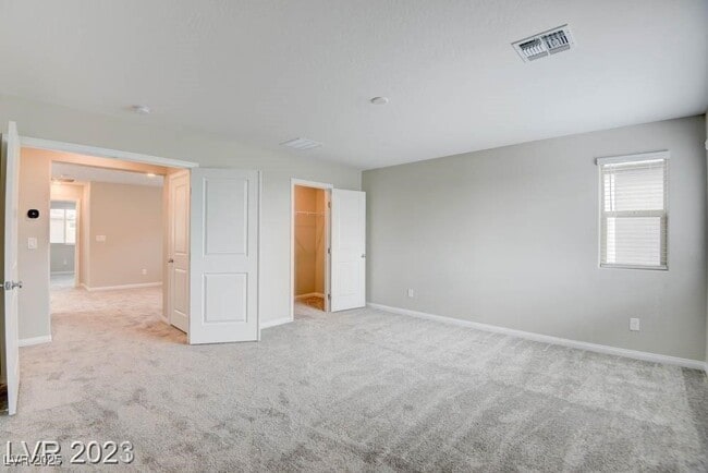 Building Photo - 4148 Elegant Chateau St