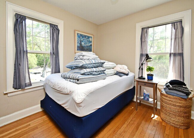 Building Photo - Renovated Home in the Heart of Orlando's M...