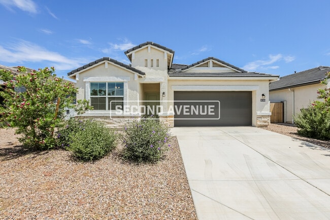 Building Photo - 18360 W Artemisa Ave