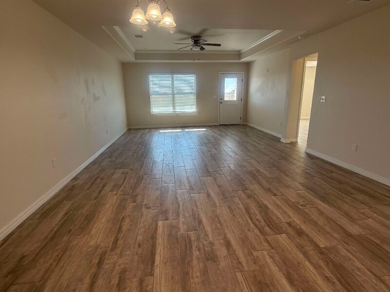 Building Photo - 8991 Redbud Rd