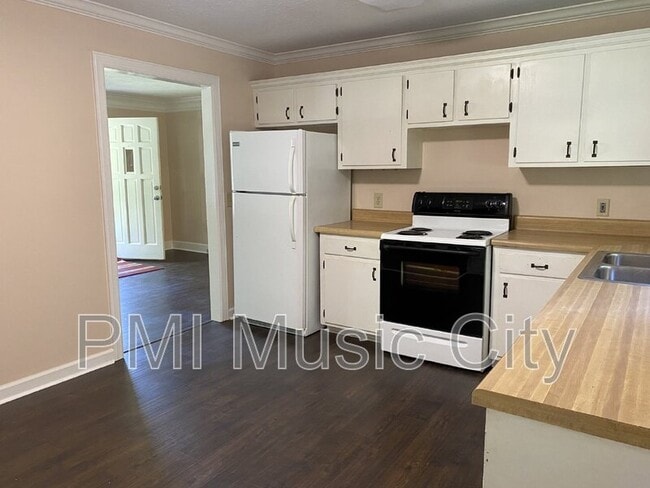 Building Photo - 5154 Pond Creek Rd