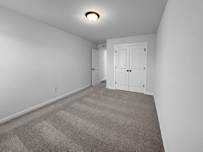 Building Photo - 18220 Austin Ct