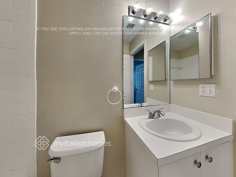 Building Photo - 5203 Eagle Cay Pl