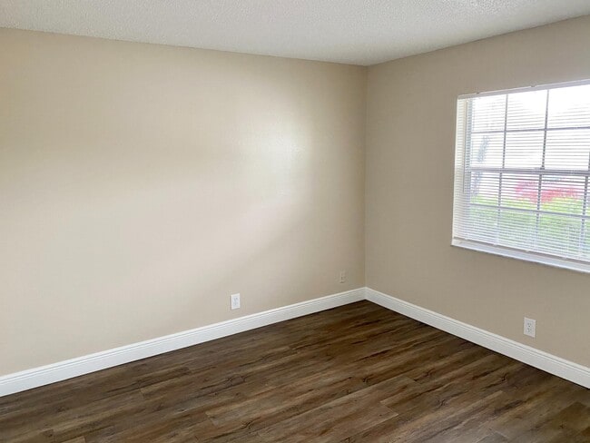 Building Photo - 3440 Rudolph Rd