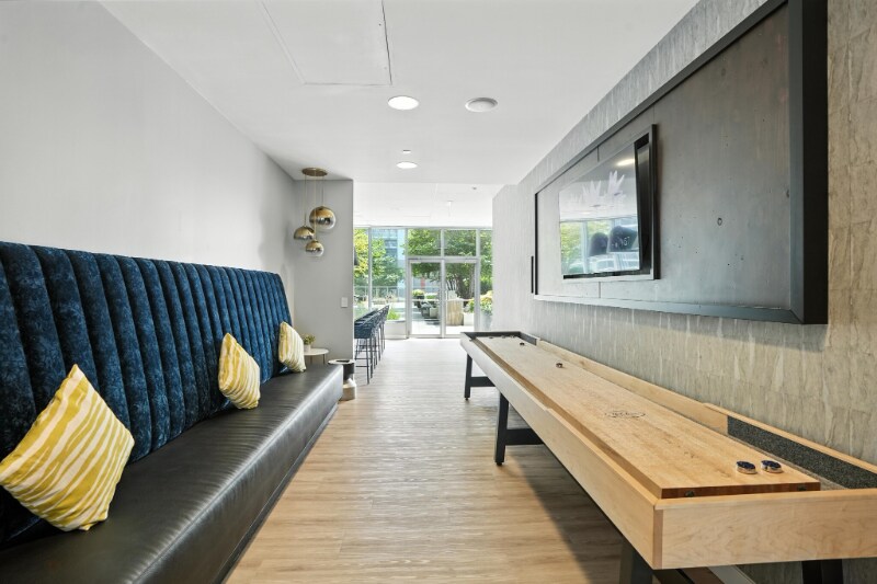 Building Photo - 356 E Wacker Dr