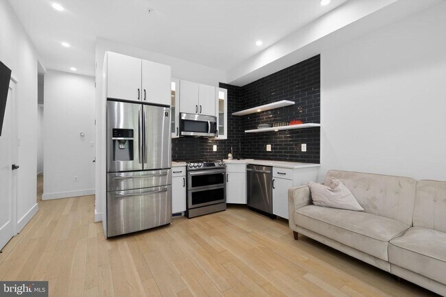 Building Photo - 1808 S St NW