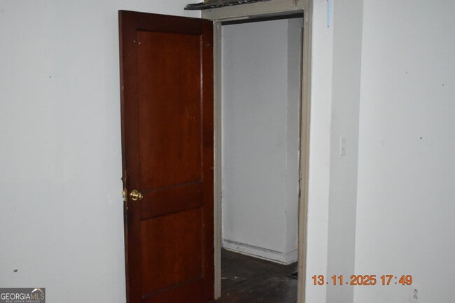 Building Photo - 3189 Somerset Dr