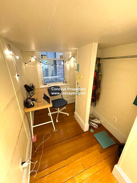 Building Photo - 17 Aberdeen St