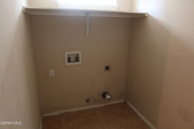 Building Photo - 14233 Smokey Point Dr