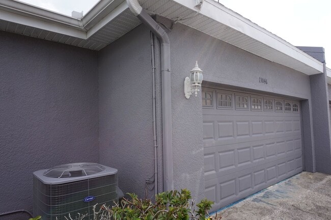 Building Photo - Designer 3/2 with 2 Car Garage in Desirabl...