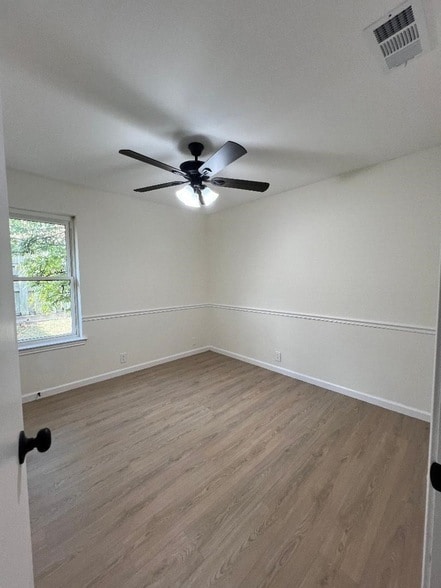 Building Photo - 1500 Hyde Park Blvd