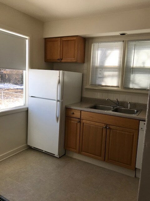 Building Photo - Englewood - 1 Bedroom, 1 Bathroom (30DE)
