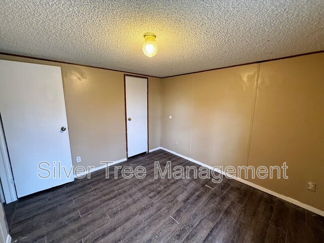 Building Photo - 236 Lark Meadow Dr