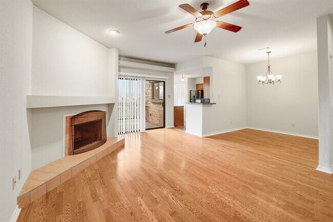 Building Photo - 8200 Neely Dr