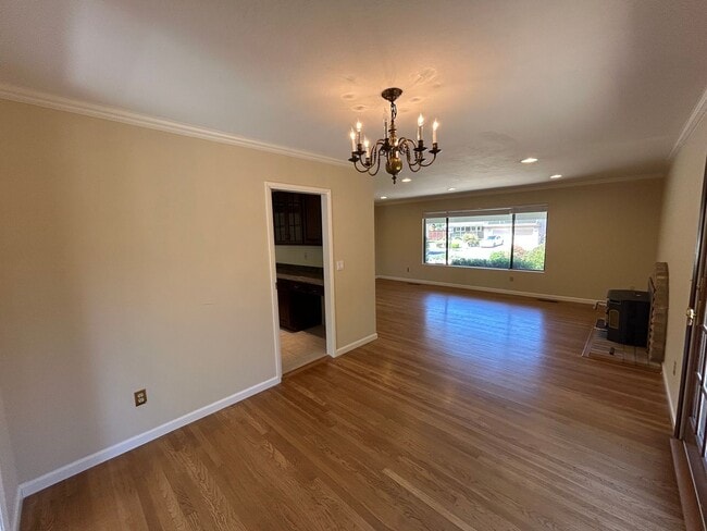 Building Photo - 3BR/2BA Single-Story Home in Walnut Creek’...