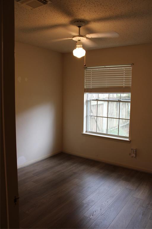 Building Photo - 35 Cottage Grove Pl