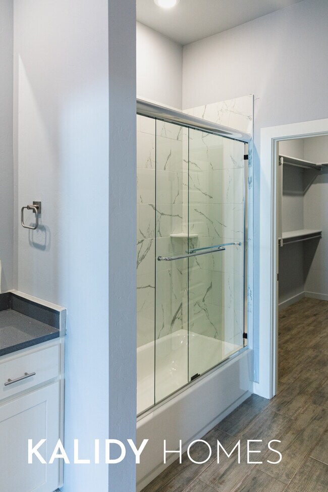 Building Photo - 504 Remington Ave