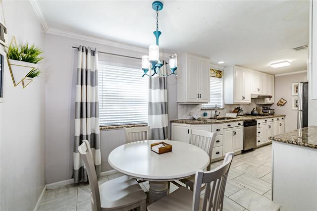 Building Photo - 3933 Upland Way