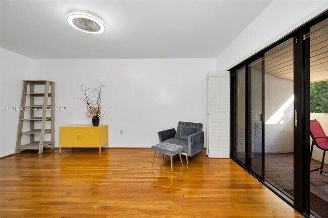 Building Photo - 2600 Cardena St