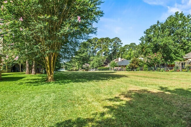 Building Photo - 3019 Ramblewood Rd