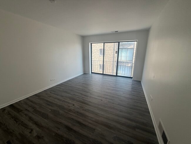 Building Photo - 2300 N Harlem Ave