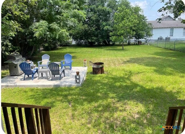 Building Photo - 284 Perryman St