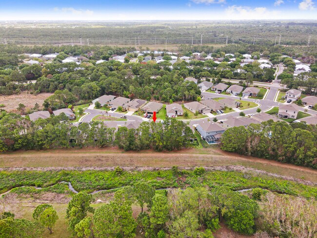 Building Photo - 692 NE Turtleback Trail