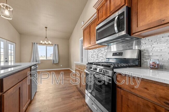 Building Photo - 1710 N Wild Bill Hickock Dr