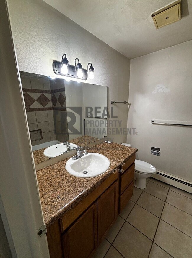 Building Photo - 3421 Baltimore Ave