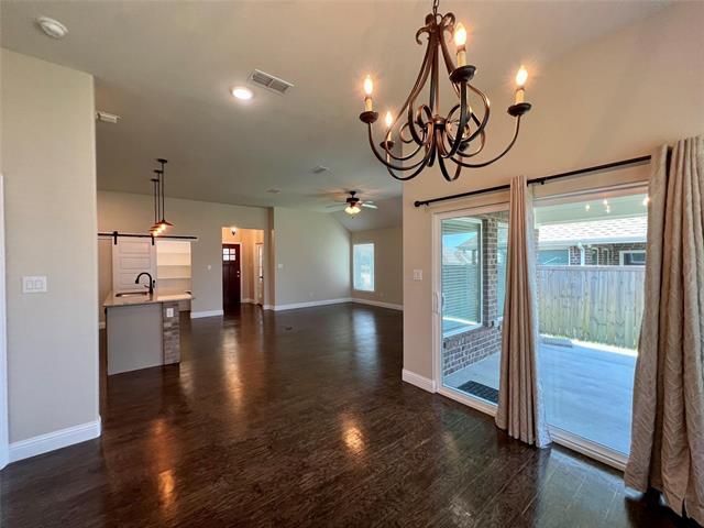 Building Photo - 4010 Bridle Path Ln
