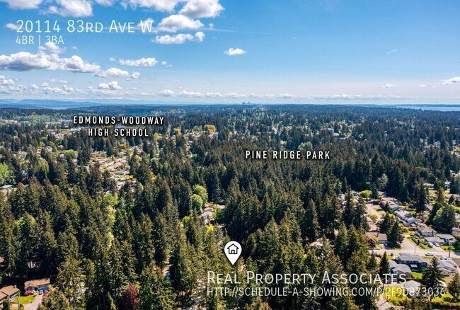 Building Photo - Edmonds Home