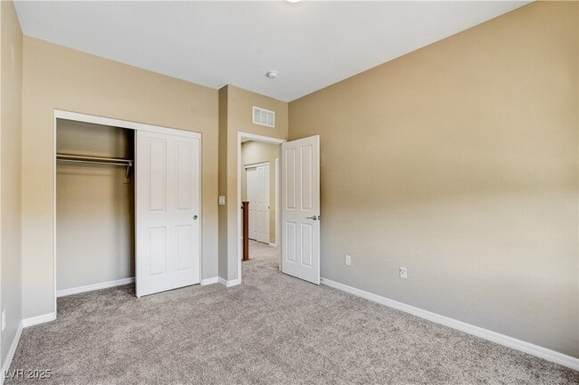 Building Photo - 5531 Alden Bend Dr