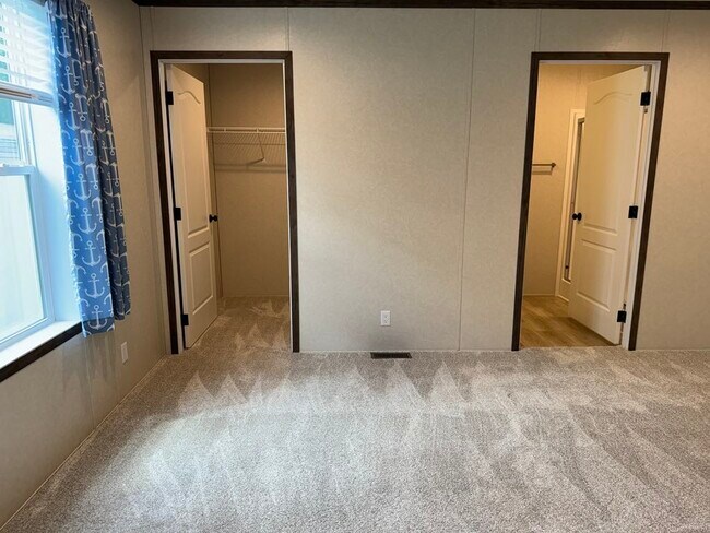 Building Photo - 48579 Leafdale Ct