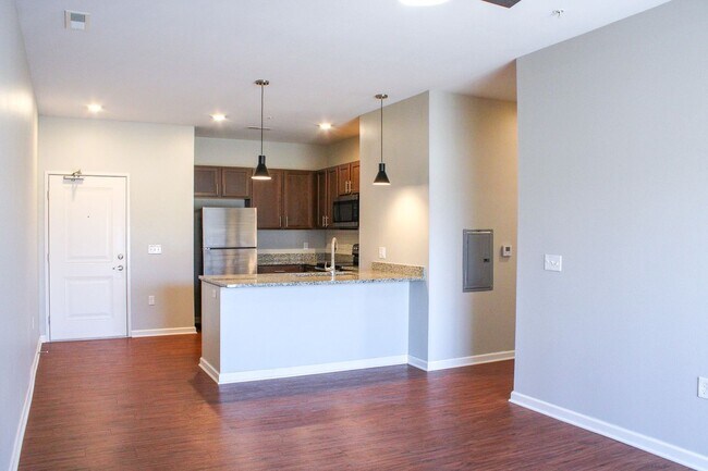 Building Photo - 3241 Redhawk St