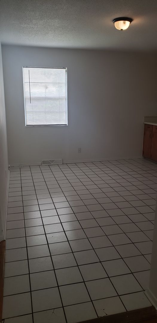 Building Photo - 1417 N 63rd Terrace