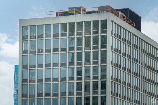 Building Photo - 111 East Chestnut Condominium