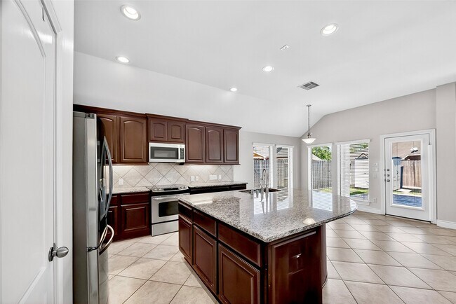 Building Photo - 13603 Summer Cloud Ln