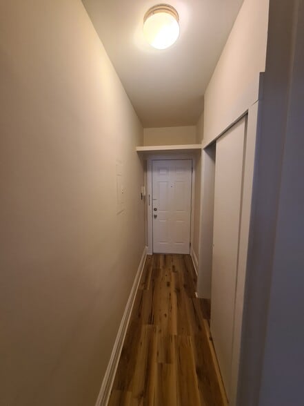 Building Photo - 46 Kelly Pky