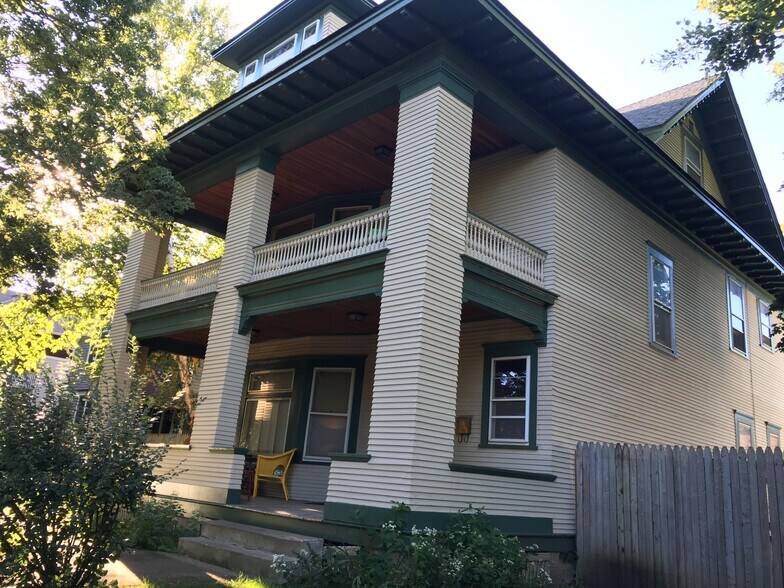 Building Photo - 816 Ashland Ave
