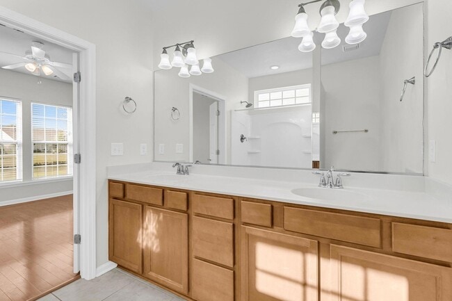 Building Photo - 168 Sea Lavender Ln