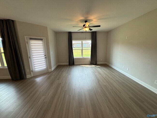 Building Photo - 16688 Demi Dr