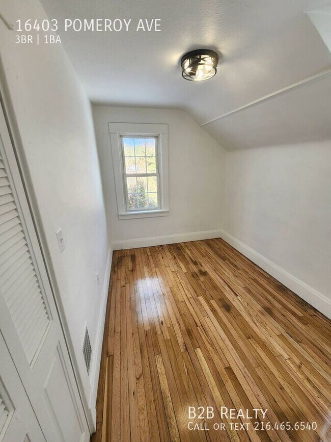 Building Photo - 16403 Pomeroy Ave