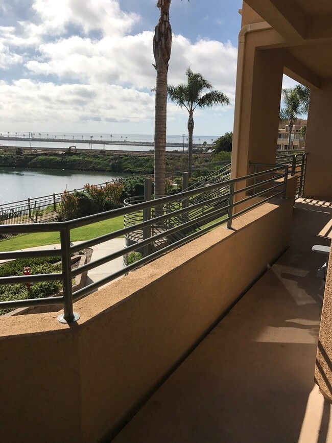 Building Photo - Major Ocean & Lagoon Views from this Beaut...