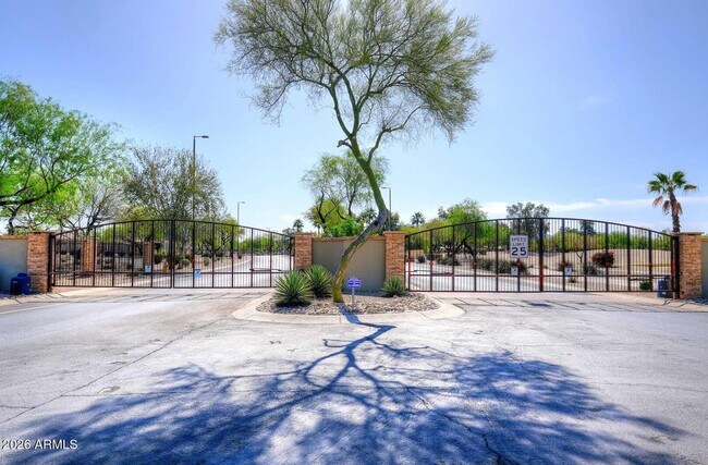 Building Photo - 6457 S Pinaleno Pl