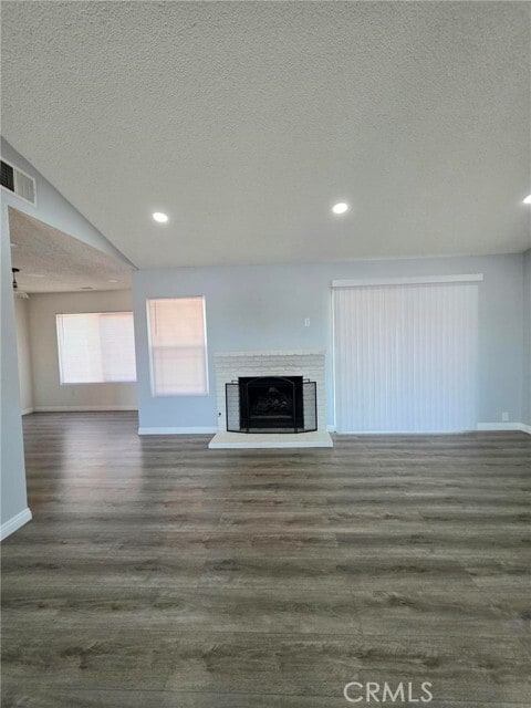 Building Photo - 13568 Live Oak St
