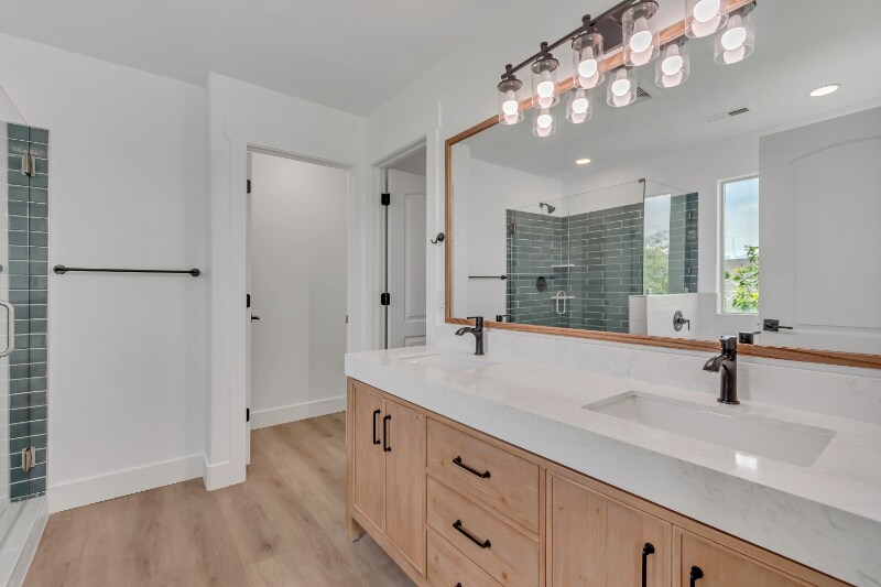 Building Photo - 13749 Crimson Patch Way