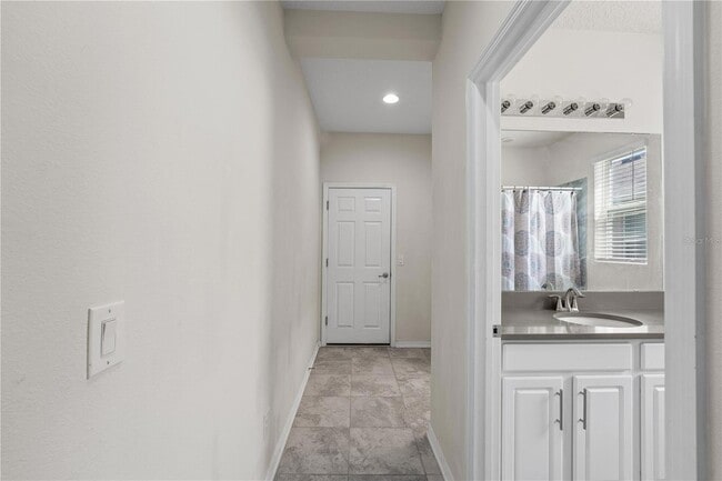 Building Photo - 3443 Sagebrush St