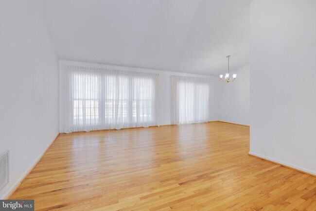 Building Photo - 8702 Arley Dr